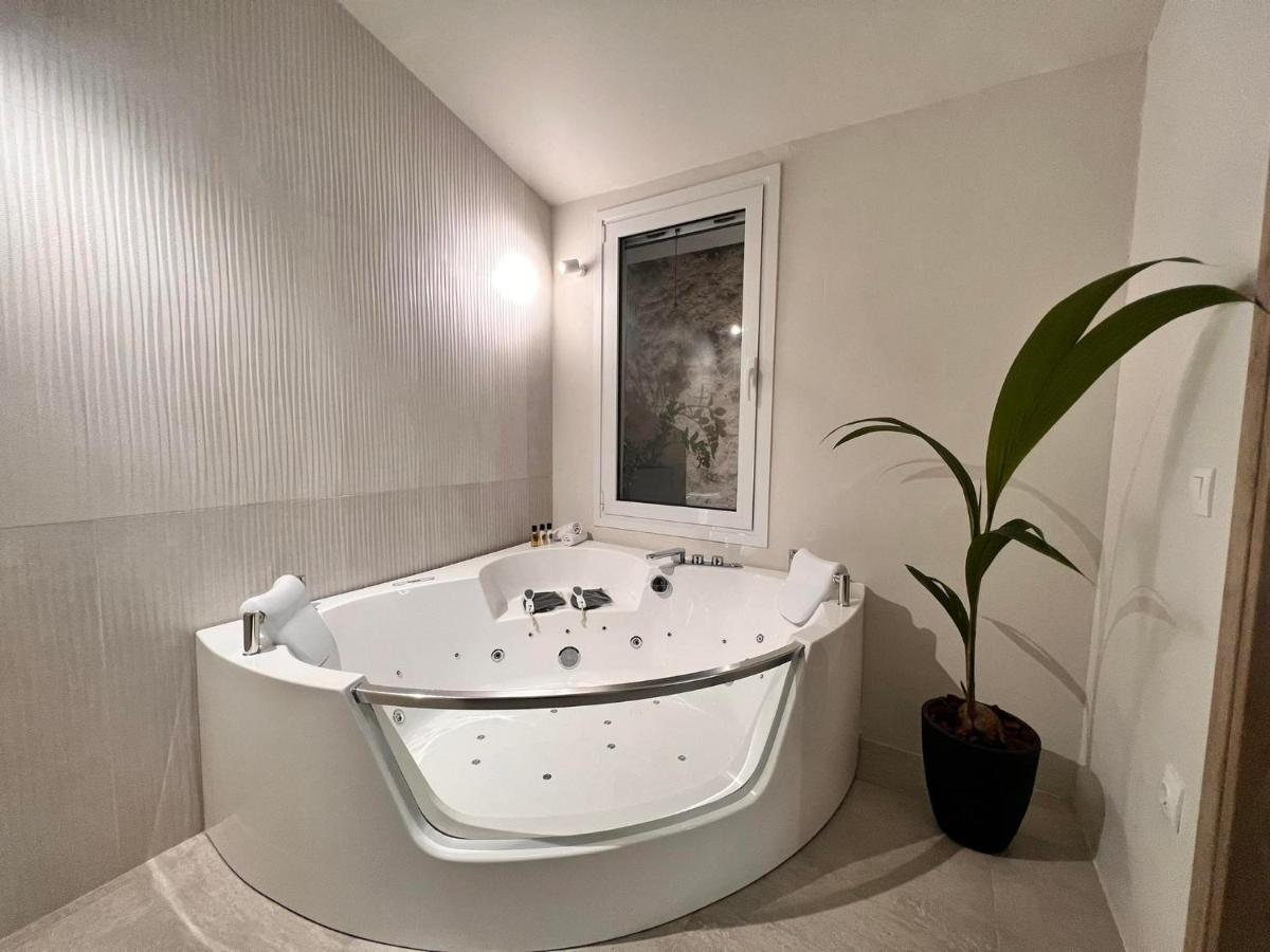 Perla Coco Jacuzzi Suites Chania  Buitenkant foto
