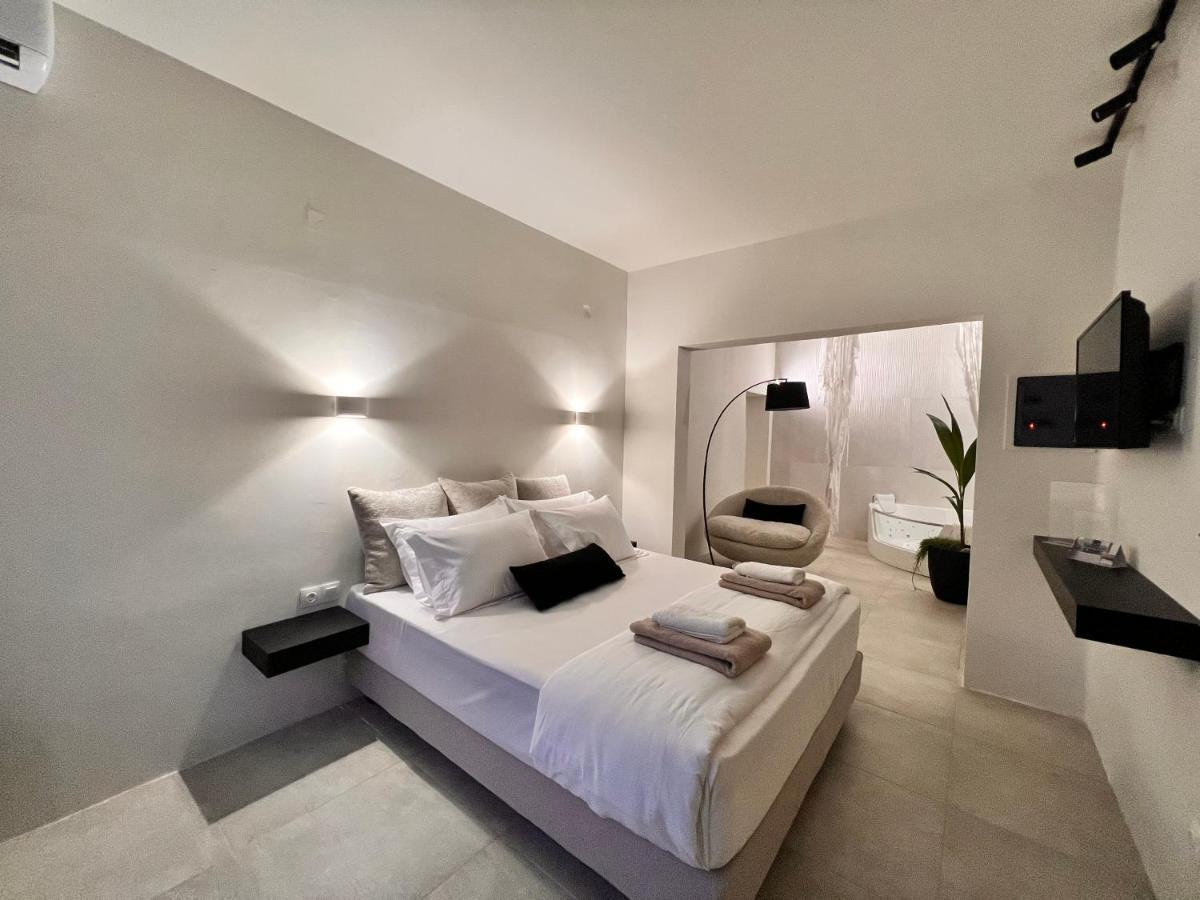 Perla Coco Jacuzzi Suites Chania  Buitenkant foto